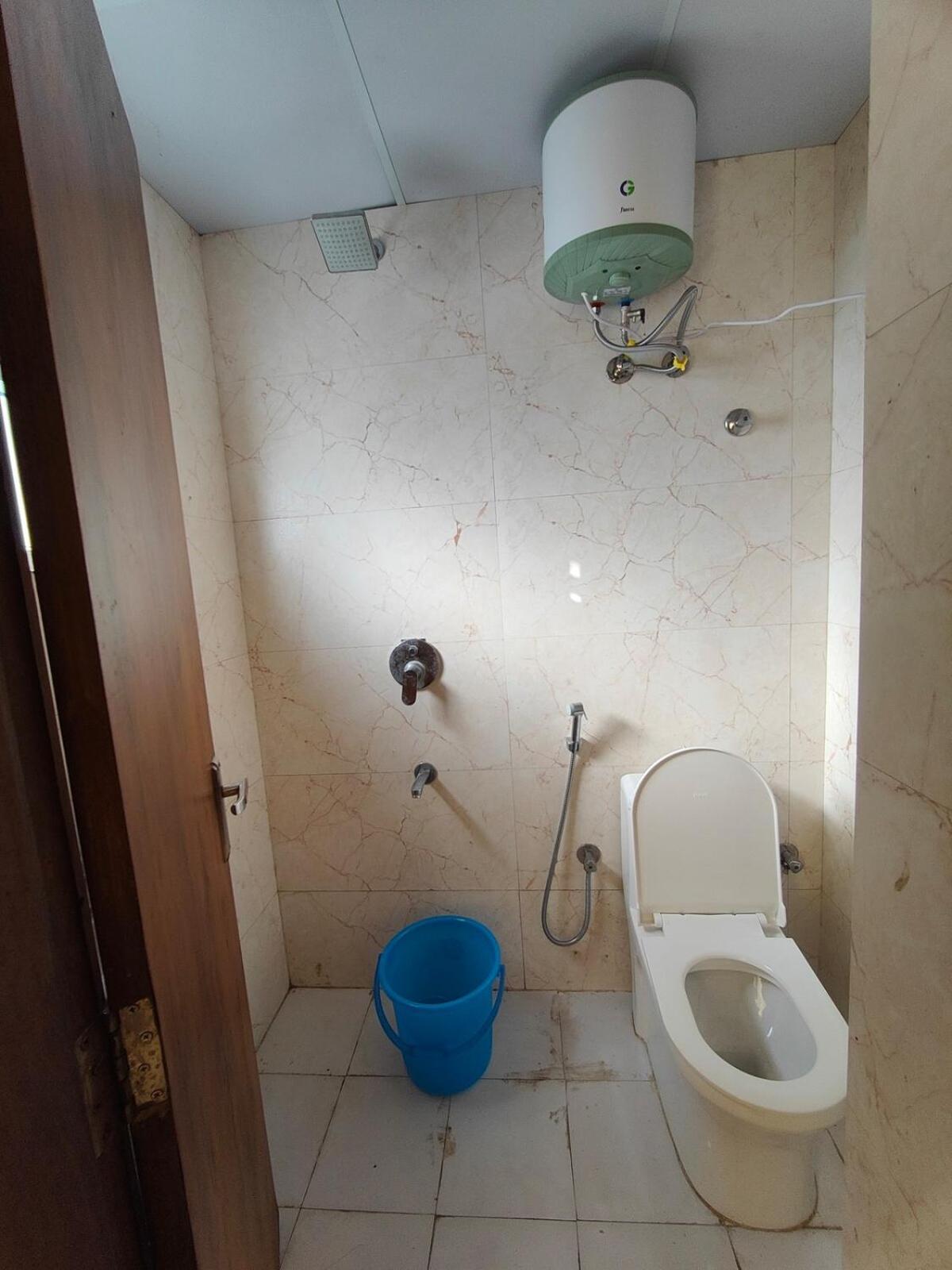 Apartment Pinkcity Pransh Heights *